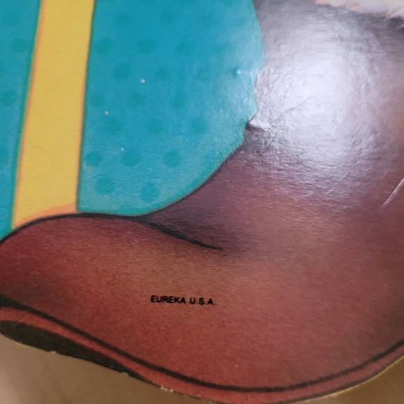 Vintage 1990s Eureka Christmas Santa Claus die-cut cardstock decoration - Picture 4 of 6